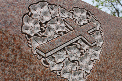 ivy-heart-cross-weidner-memorials